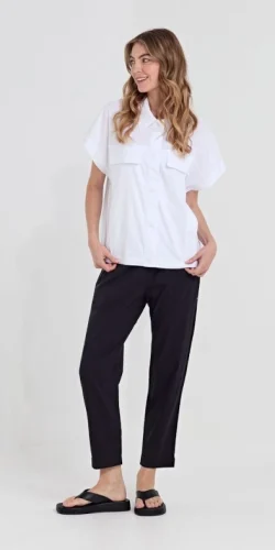 Verge Acrobat Niko Jacket in white