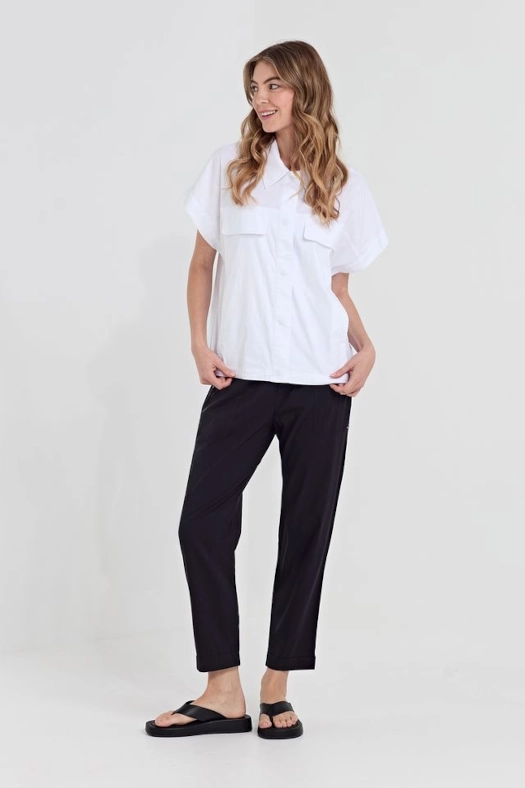 Verge Acrobat Niko Jacket in white